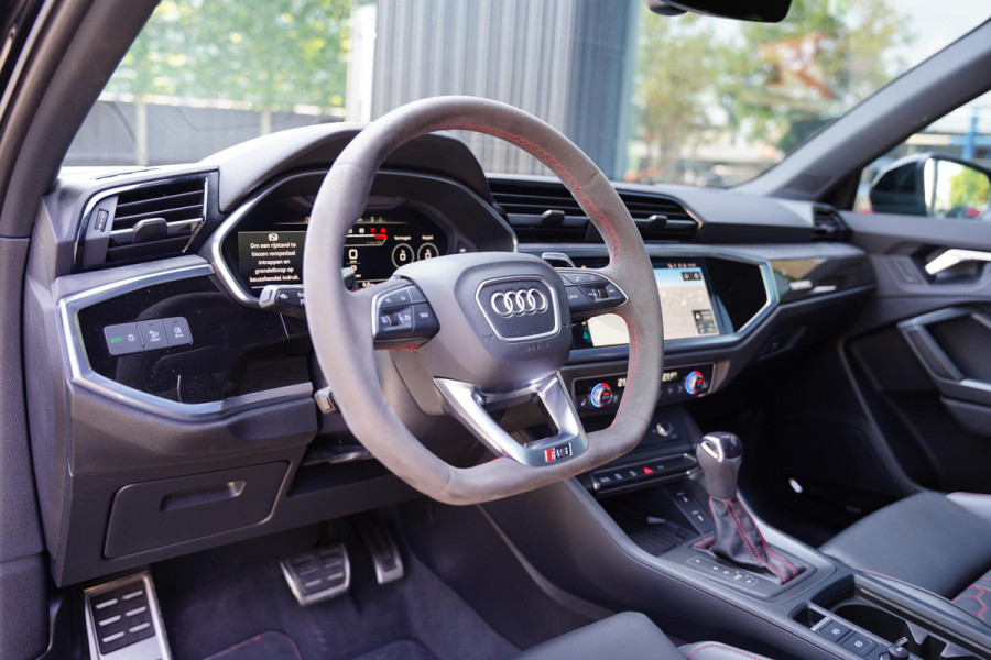 Audi RSQ3 2.5 TFSI RS Panoramadak RS-Seats