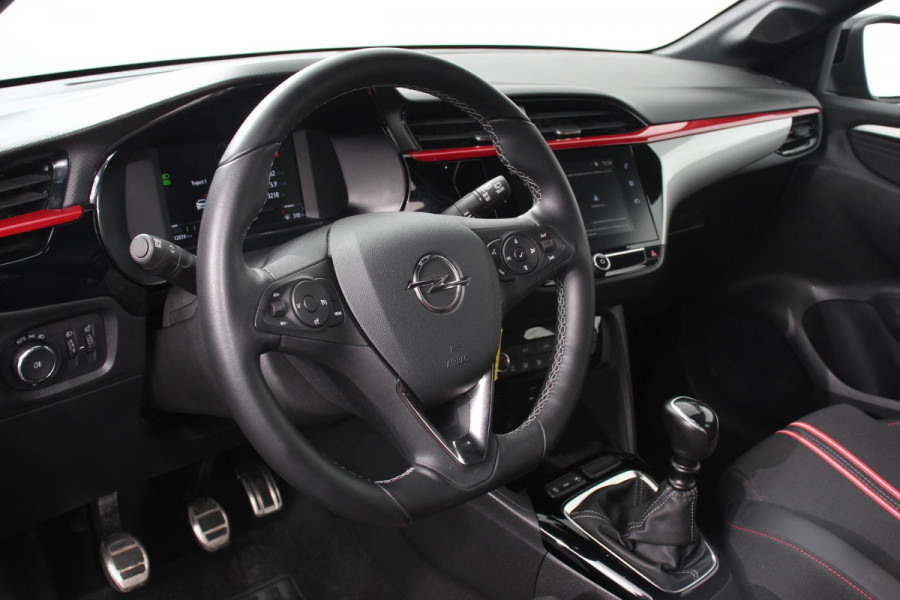 Opel Corsa 1.2 102pk GS Line Opel Corsa 1.2 GS Line | Navigatie | Apple Carplay/Android Auto | Airco | Cruise Control | Lichtmetalen velgen | Digitaal Dashboard | Sportstoelen