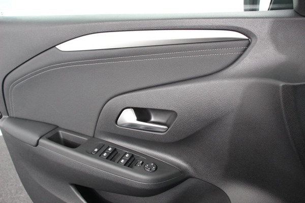 Opel Corsa 1.2 102pk GS Line Opel Corsa 1.2 GS Line | Navigatie | Apple Carplay/Android Auto | Airco | Cruise Control | Lichtmetalen velgen | Digitaal Dashboard | Sportstoelen
