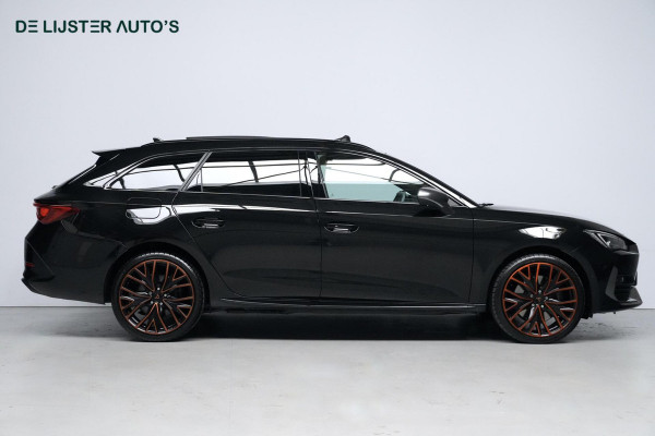 CUPRA Leon Sportstourer 1.4 e-Hybrid VZ Performance 245 PK | Pano-dak | CarPlay | Acc | Stoel + Stuurverwarming | Camera | Led | Pdc |