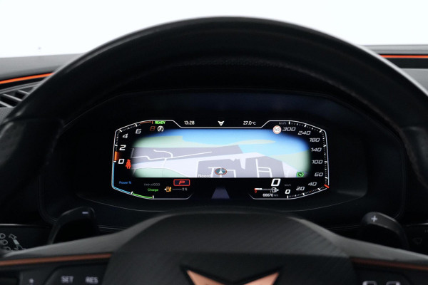 CUPRA Leon Sportstourer 1.4 e-Hybrid VZ Performance 245 PK | Pano-dak | CarPlay | Acc | Stoel + Stuurverwarming | Camera | Led | Pdc |