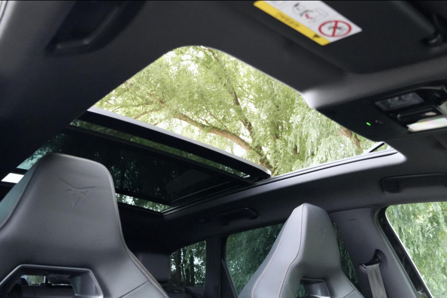 CUPRA Leon Sportstourer 1.4 e-Hybrid VZ Performance 245 PK | Pano-dak | CarPlay | Acc | Stoel + Stuurverwarming | Camera | Led | Pdc |
