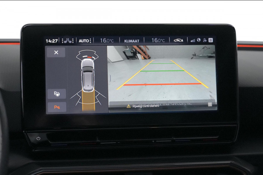 CUPRA Leon Sportstourer 1.4 e-Hybrid VZ Performance 245 PK | Pano-dak | CarPlay | Acc | Stoel + Stuurverwarming | Camera | Led | Pdc |