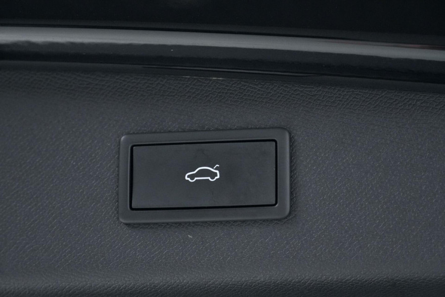CUPRA Leon Sportstourer 1.4 e-Hybrid VZ Performance 245 PK | Pano-dak | CarPlay | Acc | Stoel + Stuurverwarming | Camera | Led | Pdc |