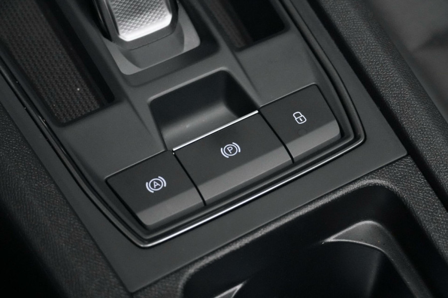 CUPRA Leon Sportstourer 1.4 e-Hybrid VZ Performance 245 PK | Pano-dak | CarPlay | Acc | Stoel + Stuurverwarming | Camera | Led | Pdc |