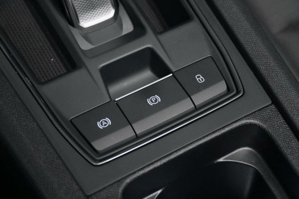 CUPRA Leon Sportstourer 1.4 e-Hybrid VZ Performance 245 PK | Pano-dak | CarPlay | Acc | Stoel + Stuurverwarming | Camera | Led | Pdc |