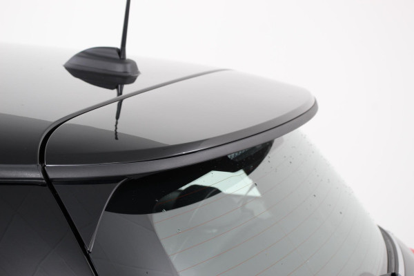 MINI Mini 1.5 One Automaat Blackyard | Parkeer sensoren | Airco | Verwarmbare voorstoelen | Lichtmetalen velgen 16" black