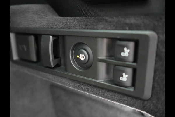 BMW 3 Serie Touring 330e Plug In Hybrid 293pk Dealer O.H PHEV | Trekhaak Af Fabriek | Panodak | Laser LED | Head Up | 360 Camera | Adaptive Cruise | Keyless | Carplay | Lederen Sportstoelen Memory & Verwarmd | Sfeerverlichting | Navigatie |