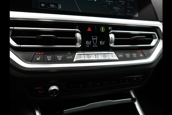 BMW 3 Serie Touring 330e Plug In Hybrid 293pk Dealer O.H PHEV | Trekhaak Af Fabriek | Panodak | Laser LED | Head Up | 360 Camera | Adaptive Cruise | Keyless | Carplay | Lederen Sportstoelen Memory & Verwarmd | Sfeerverlichting | Navigatie |