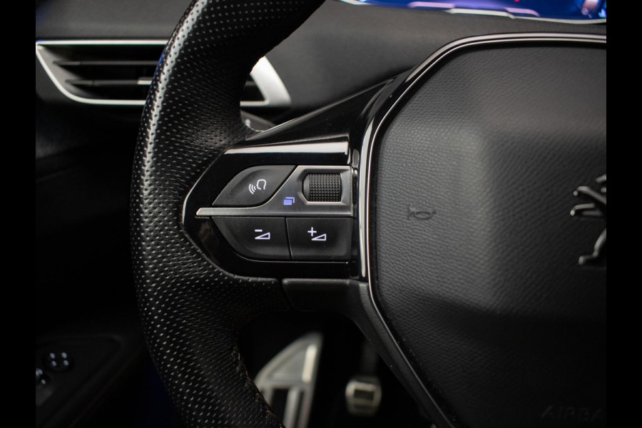 Peugeot 3008 1.2 PureTech GT Line (PANORAMADAK,APPLE CARPLAY,NAVI,LED,CRUISE,CLIMATE,GETINT,SPORTSTOELEN,CAMERA,PDC,NETTESTAAT)