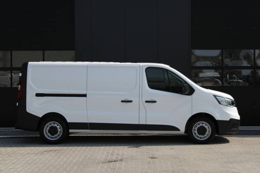 Renault Trafic 2.0 Blue dCi 130pk T30 L2H1 Advance - Navigatie - Carplay - Camera - Cruise - PDC - Lane - Dodehoek - Rijklaar