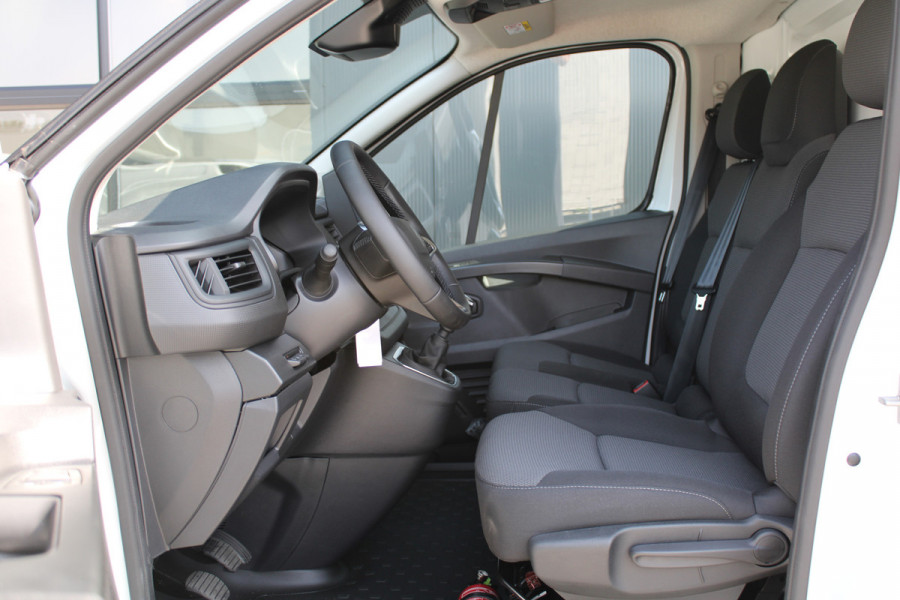 Renault Trafic 2.0 Blue dCi 130pk T30 L2H1 Advance - Navigatie - Carplay - Camera - Cruise - PDC - Lane - Dodehoek - Rijklaar