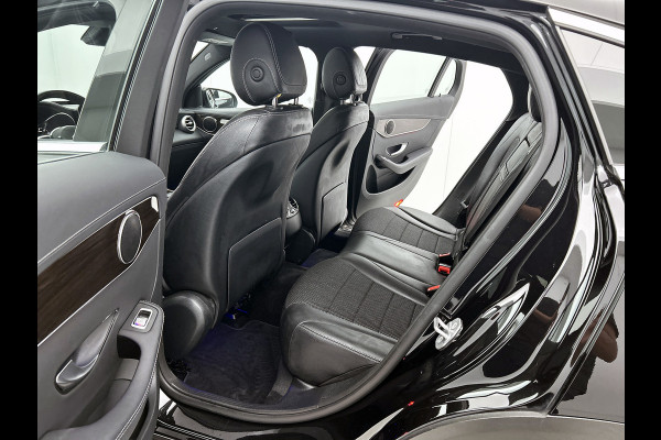 Mercedes-Benz GLC Coupé 300e 4MATIC Premium(Dealer OnderH, Panorama, SfeerVerlichting, StoelV, Navi, Camera, Etc)