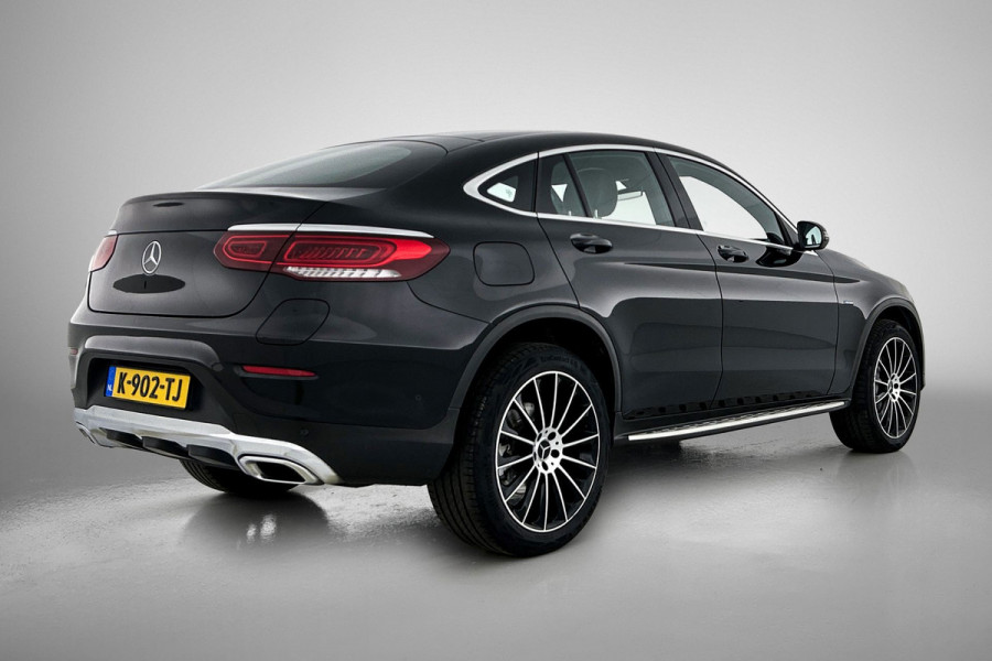Mercedes-Benz GLC Coupé 300e 4MATIC Premium(Dealer OnderH, Panorama, SfeerVerlichting, StoelV, Navi, Camera, Etc)
