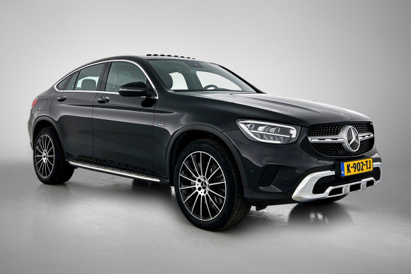 Mercedes-Benz GLC Coupé 300e 4MATIC Premium(Dealer OnderH, Panorama, SfeerVerlichting, StoelV, Navi, Camera, Etc)