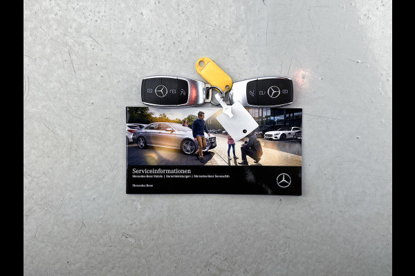 Mercedes-Benz GLC Coupé 300e 4MATIC Premium(Dealer OnderH, Panorama, SfeerVerlichting, StoelV, Navi, Camera, Etc)
