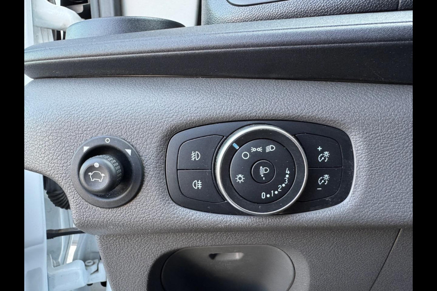 Ford Transit 350 2.0 TDCI L2H1 DC 4WD | Huif | CarPlay | Navi | Cruise | 7-persoons | Vierwielaandrijving | Airco | AWD 4x4
