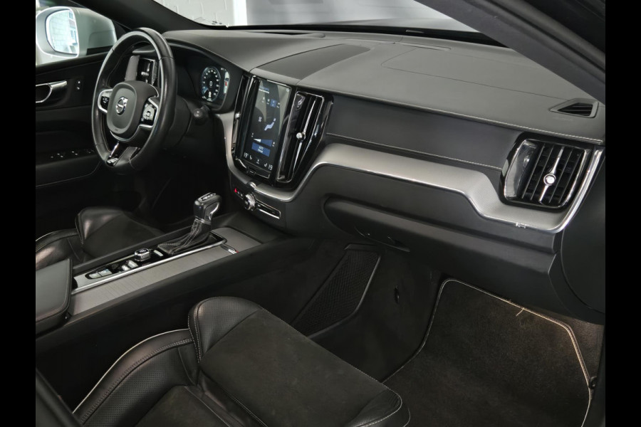 Volvo XC60 2.0 T5 R-Design | 21 INCH LM VELGEN | PANORAMADAK | 360 CAMERA | TREKHAAK |