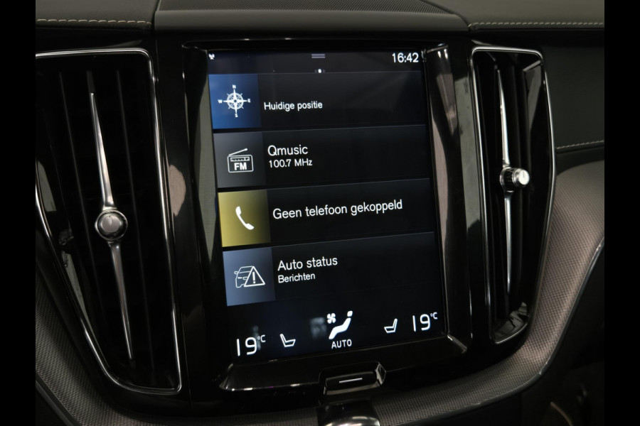 Volvo XC60 2.0 T5 R-Design | 21 INCH LM VELGEN | PANORAMADAK | 360 CAMERA | TREKHAAK |