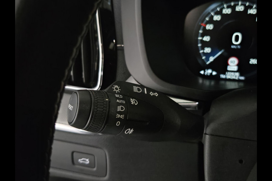 Volvo XC60 2.0 T5 R-Design | 21 INCH LM VELGEN | PANORAMADAK | 360 CAMERA | TREKHAAK |