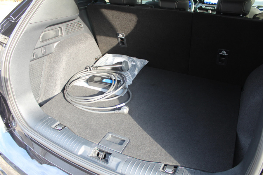 Ford Kuga 2.5 PHEV Vignale | 1e Eigenaar | NL Auto | Keurige staat! | 20"