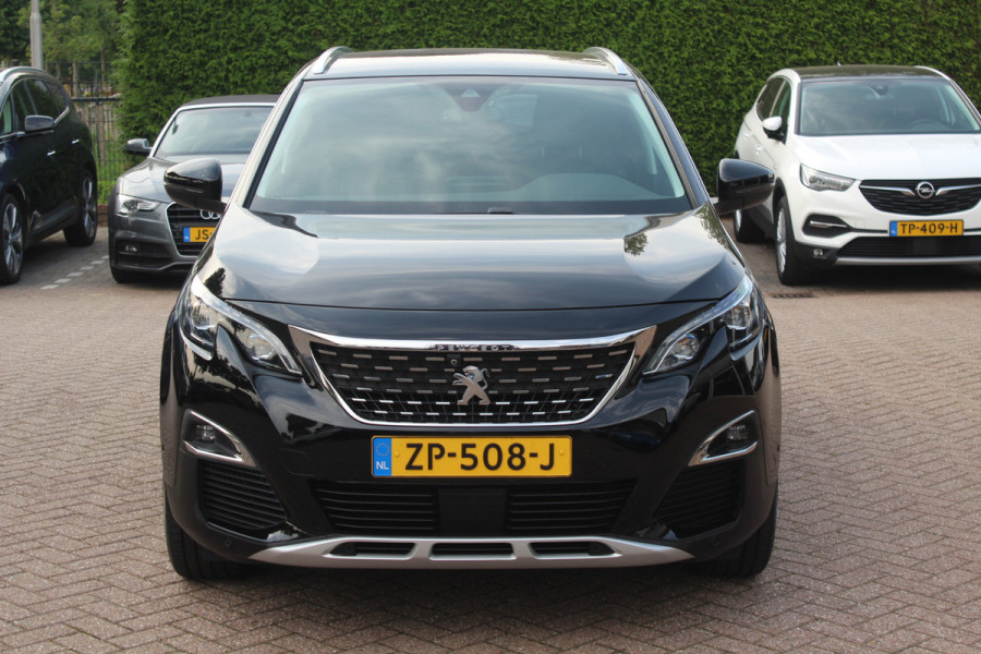 Peugeot 3008 1.6 PureTech GT Line 44.763 km! / Trekhaak / Camera / Navigatie / Keyless / 18'' / Stoelverwarming / DAB / Cruise Control