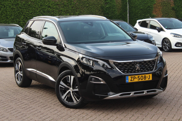 Peugeot 3008 1.6 PureTech GT Line 44.763 km! / Trekhaak / Camera / Navigatie / Keyless / 18'' / Stoelverwarming / DAB / Cruise Control