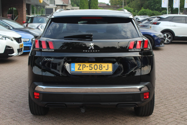 Peugeot 3008 1.6 PureTech GT Line 44.763 km! / Trekhaak / Camera / Navigatie / Keyless / 18'' / Stoelverwarming / DAB / Cruise Control