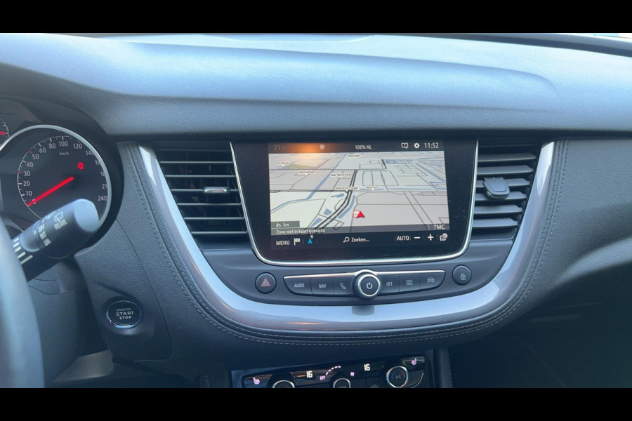 Opel Grandland X 1.2 Turbo Business Executive