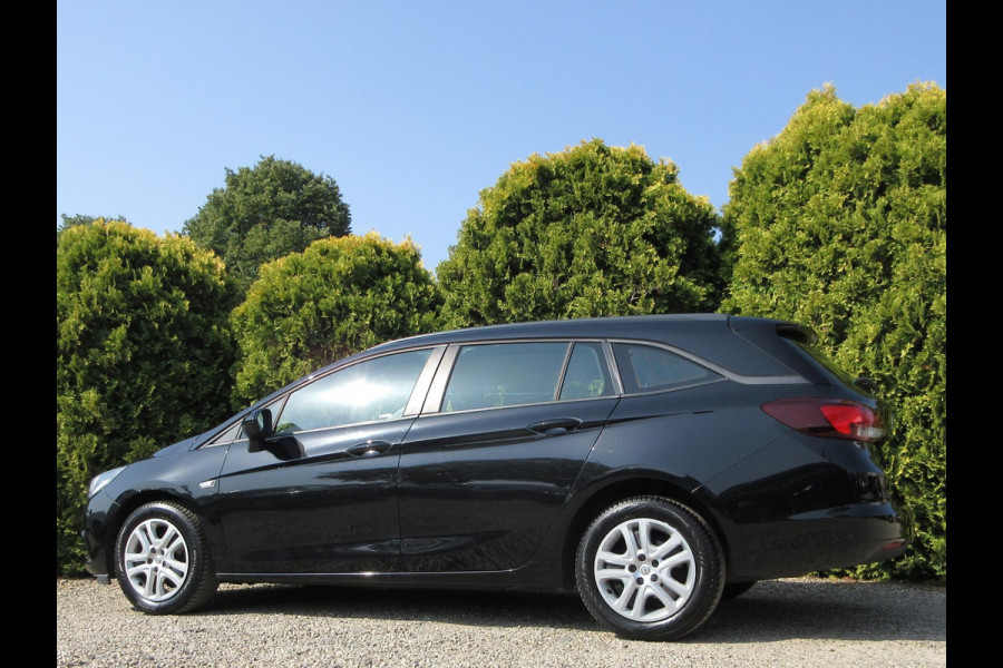 Opel Astra Sports Tourer 1.0 Online Edition *Navigatie*