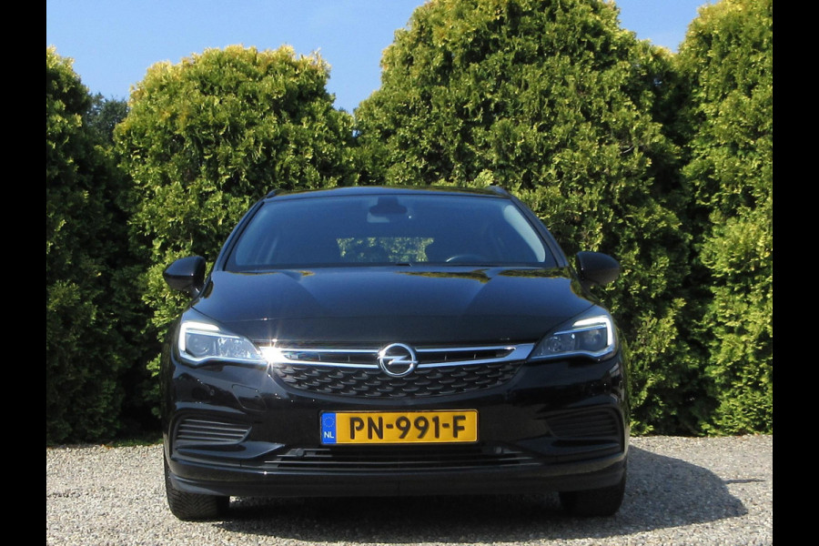 Opel Astra Sports Tourer 1.0 Online Edition *Navigatie*