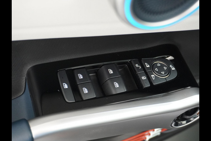 BYD ATTO 3 Design Complete Auto | Panoramadak | Elektrische Kofferbak | 360° Camera | Rijklaar incl. Fabrieksgarantie t/m 2029 | Aandrijflijn & Accu tot 2031!