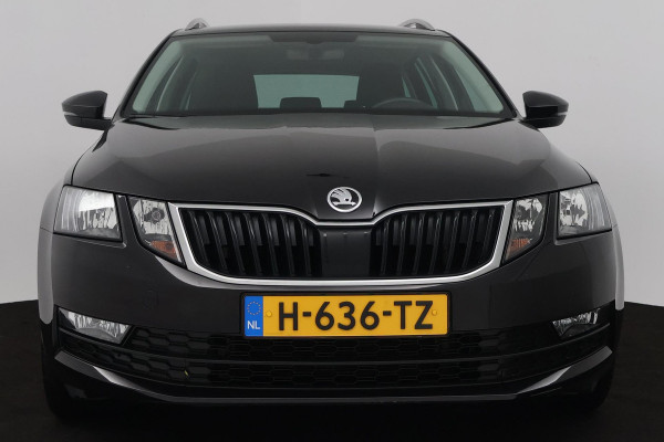 Škoda Octavia Combi 1.5 TSI Greentech Business Edition (STOELVERWARMING, AUTOMAAT, CRUISE CONTROL, PARKEERSENSOREN, CARPLAY NAVI)