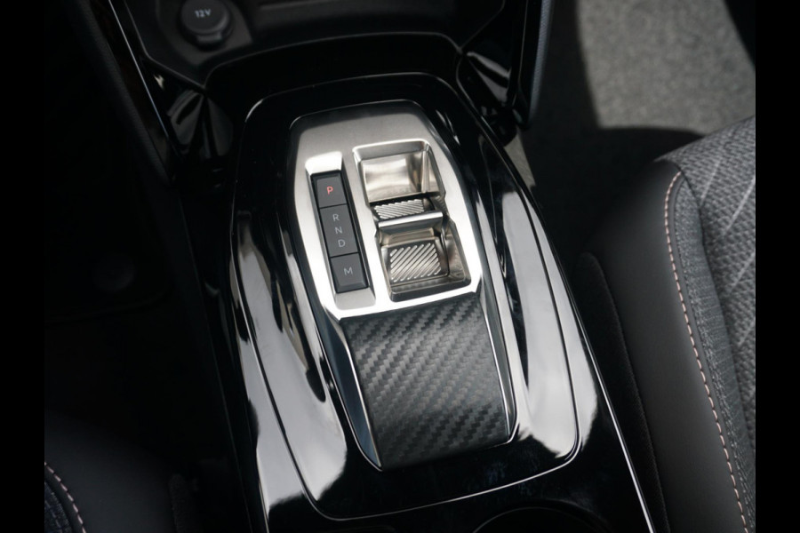 Peugeot 2008 1.2 Hybrid 136 Allure