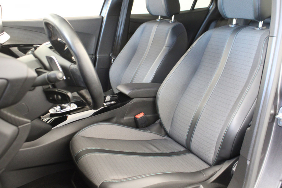 Peugeot 2008 1.2 PureTech Allure Pack |Camera|Navi|