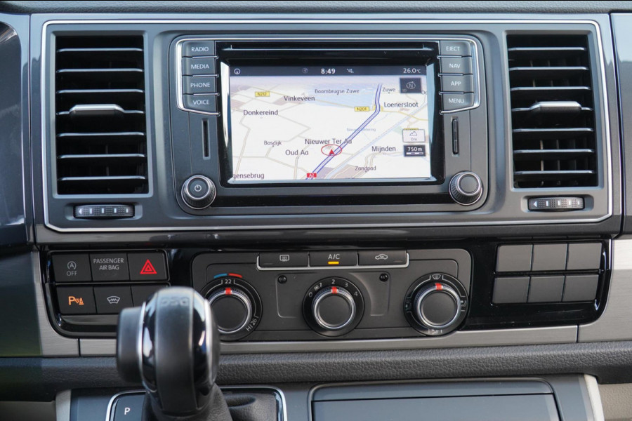 Volkswagen Transporter 2.0 TDI L1H2 Highline 150pk DSG-Aut. / DC 5-Pers / ACC / Navi / Trekhaak / 89dkm!