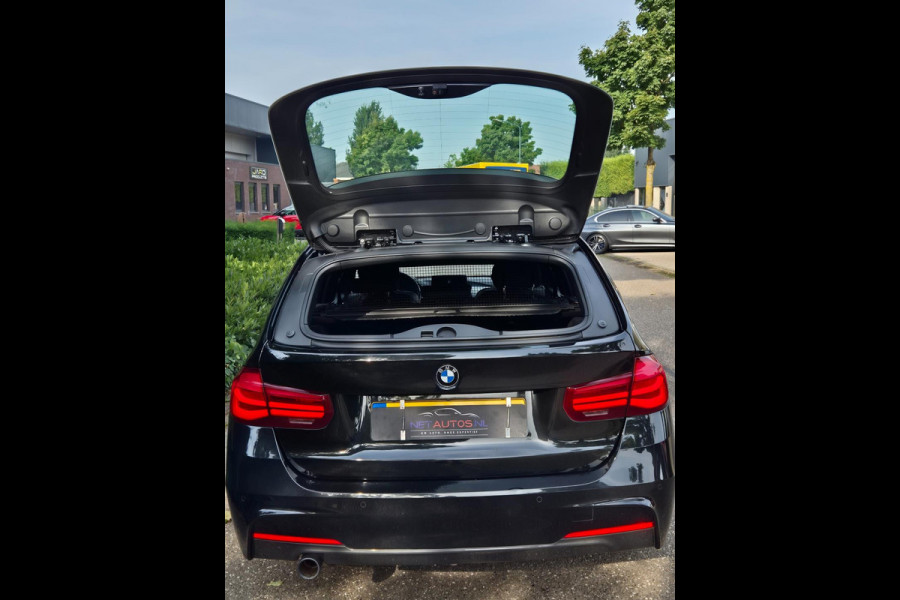 BMW 3 Serie Touring M Sport INCL BTW Apple CarPlay Trekhaak Zwart LED Evo GR Navi 2e eigenaar Breedset M Velgen Garantie