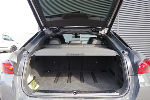 BMW X6 M - Competition LASERLIGHT, PANODAK, MEMORY, TREKHAAK, ALCANTARA HEMEL, SPORTSTOELEN, CARBON