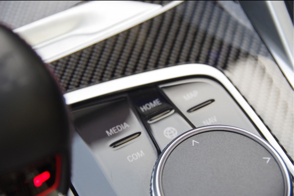 BMW X6 M - Competition LASERLIGHT, PANODAK, MEMORY, TREKHAAK, ALCANTARA HEMEL, SPORTSTOELEN, CARBON