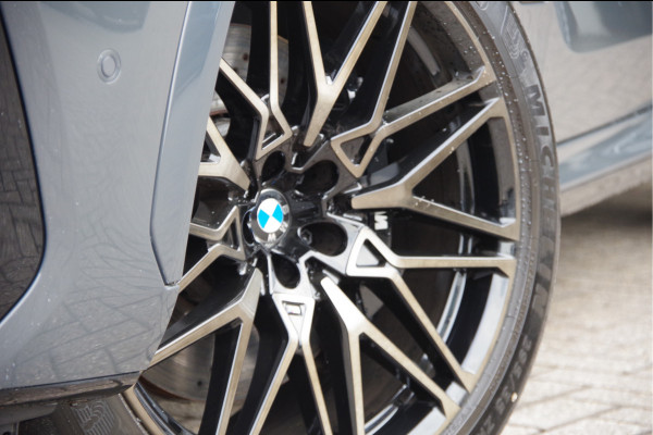 BMW X6 M - Competition LASERLIGHT, PANODAK, MEMORY, TREKHAAK, ALCANTARA HEMEL, SPORTSTOELEN, CARBON