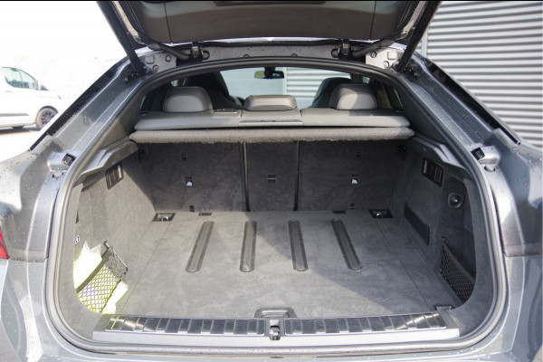 BMW X6 M - Competition LASERLIGHT, PANODAK, MEMORY, TREKHAAK, ALCANTARA HEMEL, SPORTSTOELEN, CARBON