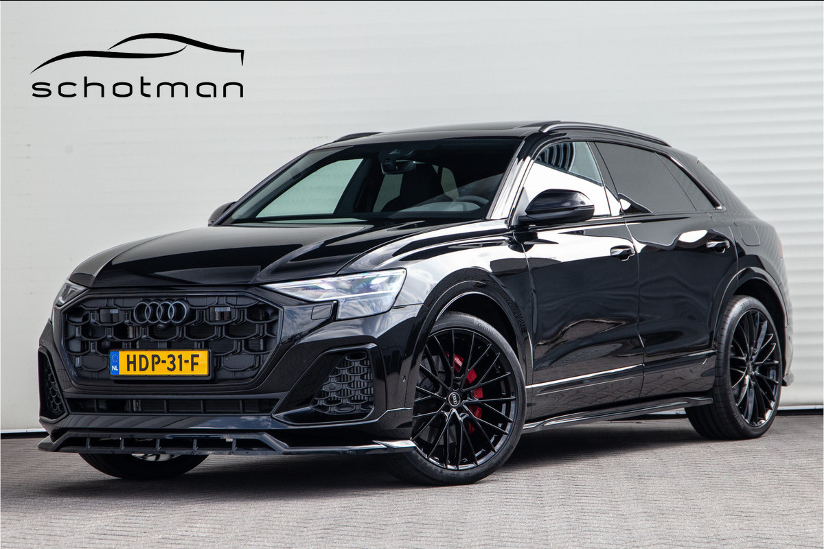 Audi Q8 60 TFSI e quattro Competition Pano, 4-wielsturing, RS stoelen, Carbon, Aero-Pack 23" Audi Q8 60 TFSI e quattro Competition Pano, 4-wielsturing, RS stoelen, Carbon, Aero-Pack 23"
