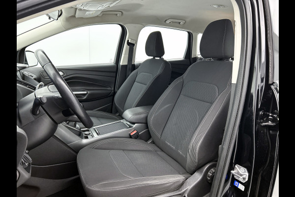 Ford Kuga 1.5 EcoBoost Titanium (NAVIGATIE, CLIMA, STUURBEDIENING, PARKEERSENSOREN, GOED ONDERHOUDEN)