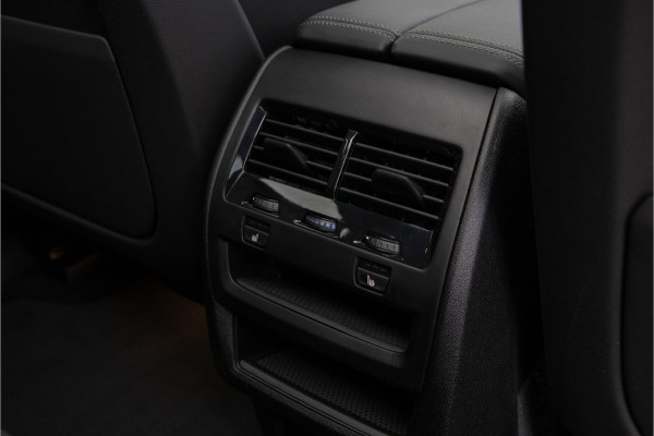 BMW X5 xDrive50e M-Sport Pro, Facelift, Panorama, Harman Kardon, Innovation, Head-up 2024