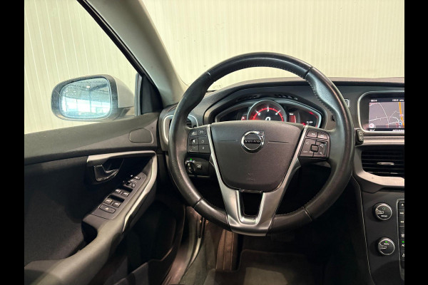 Volvo V40 D2 Aut. Business Parkeersensor Navigatie 120pk
