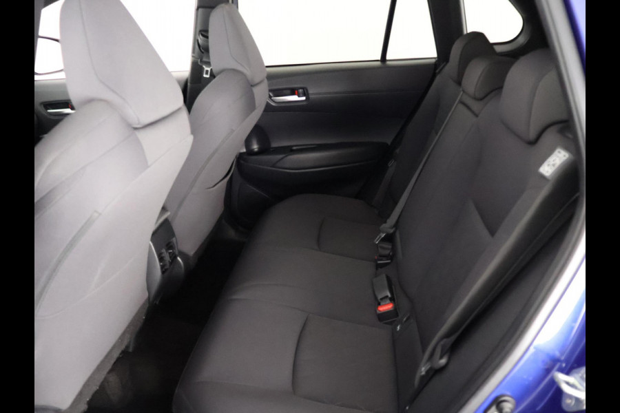 Toyota Corolla Cross HYBRID 200 STYLE-PACK BI-TONE PANORAMADAK 1e EIG.BIJNA 2024.GARANTIE 10-2033.BSM.PDC V+A. STUUR+STOELVERWARMING.ETC ETC