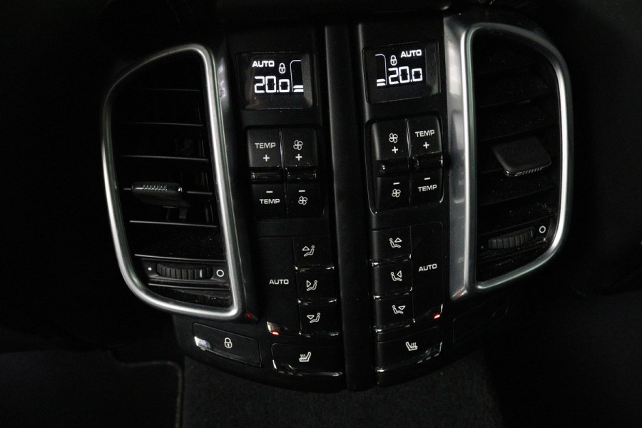 Porsche Cayenne 3.6 GTS | 441PK | CARPLAY!! | GOED ONDERH | SPORT CHRONO | BURMESTER | 360° CAMERA | SPORT STUUR |