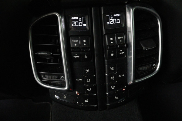 Porsche Cayenne 3.6 GTS | 441PK | CARPLAY!! | GOED ONDERH | SPORT CHRONO | BURMESTER | 360° CAMERA | SPORT STUUR |