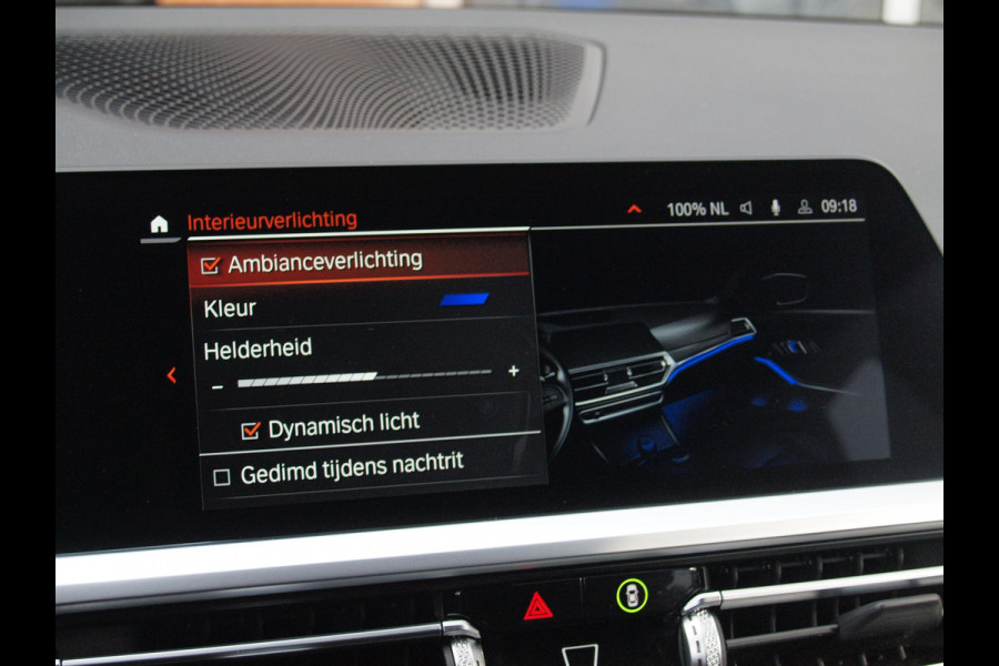 BMW 3 Serie Touring 320i High Executive Edition | M-Pakket | Camera | Sfeerverlichting | Black optiek | Apple Carplay |