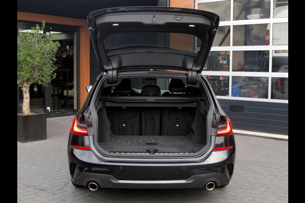 BMW 3 Serie Touring 320i High Executive Edition | M-Pakket | Camera | Sfeerverlichting | Black optiek | Apple Carplay |